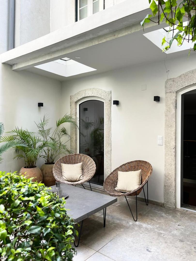 Appartamento Guestready - Luxury With Private Terrace In Lapa Lisbona Esterno foto