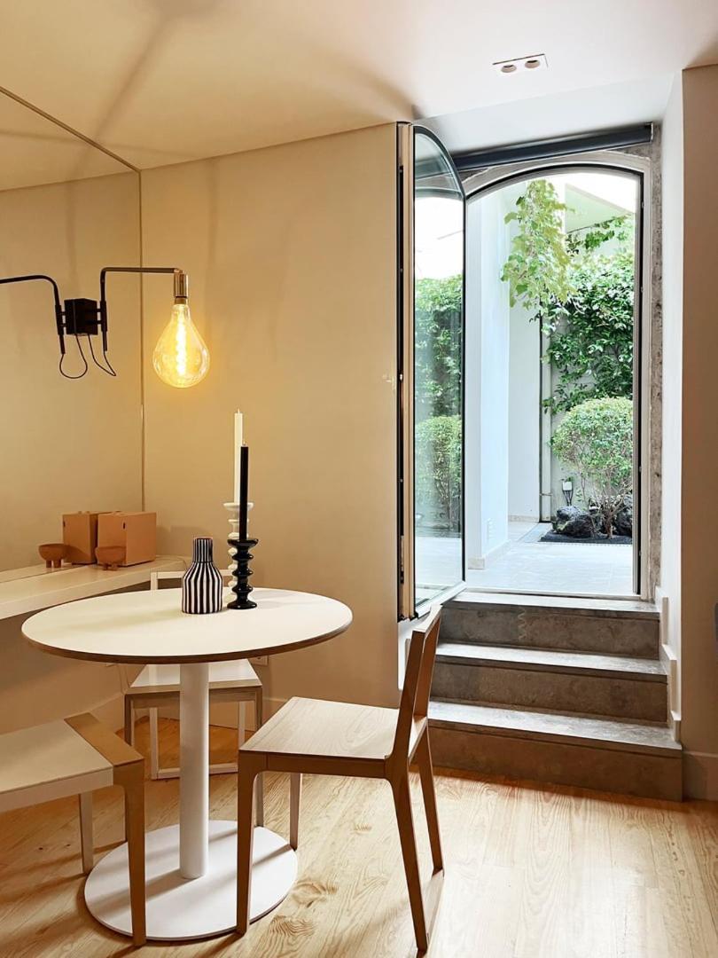 Appartamento Guestready - Luxury With Private Terrace In Lapa Lisbona Esterno foto
